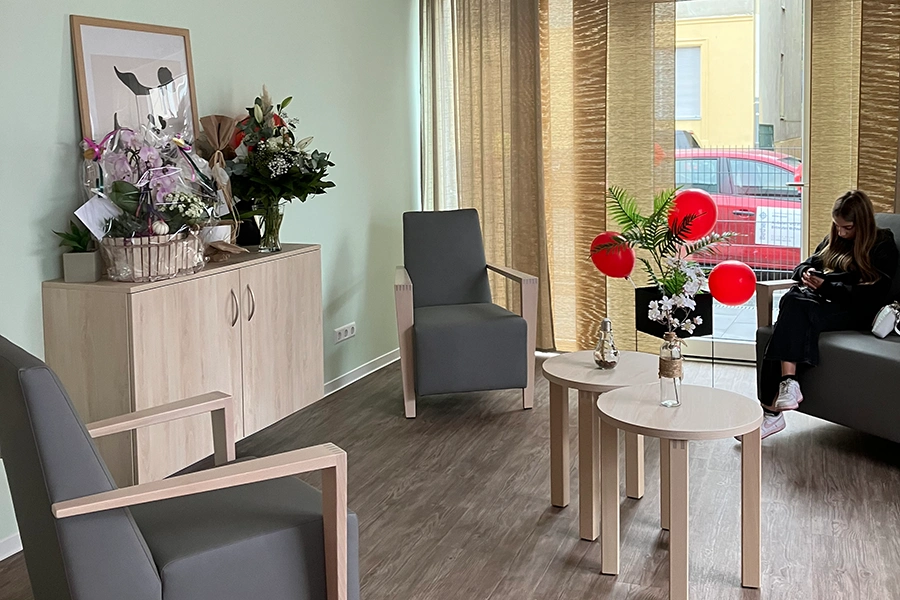 holas-ambulante-intensivpflege-beatmungspflege-wohngemeinschaft-eckesesy-03