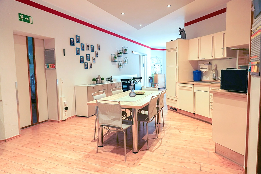 holas-ambulante-intensivpflege-beatmungspflege-wohngemeinschaft-emst-03